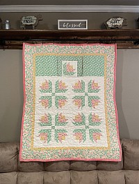 30’s Flower Lap Quilt